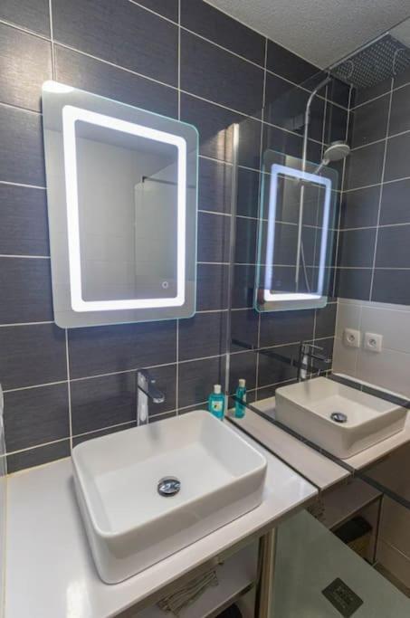 *t3*toulouse Purpan+parking+piscine Apartment *