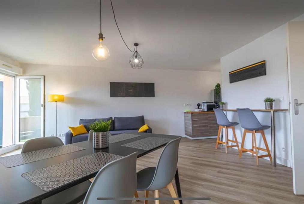 Apartment *t3*toulouse Purpan+parking+piscine